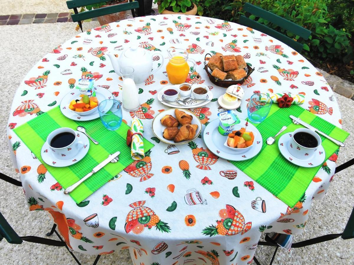 Au Bord De L'Eau Bed and Breakfast Pessac-sur-Dordogne Εξωτερικό φωτογραφία